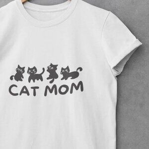 Cat Mom T-Shirt Cute Kawaii Cat Shirt, Funny Cat Lover Tee,Gift for Cat Mom